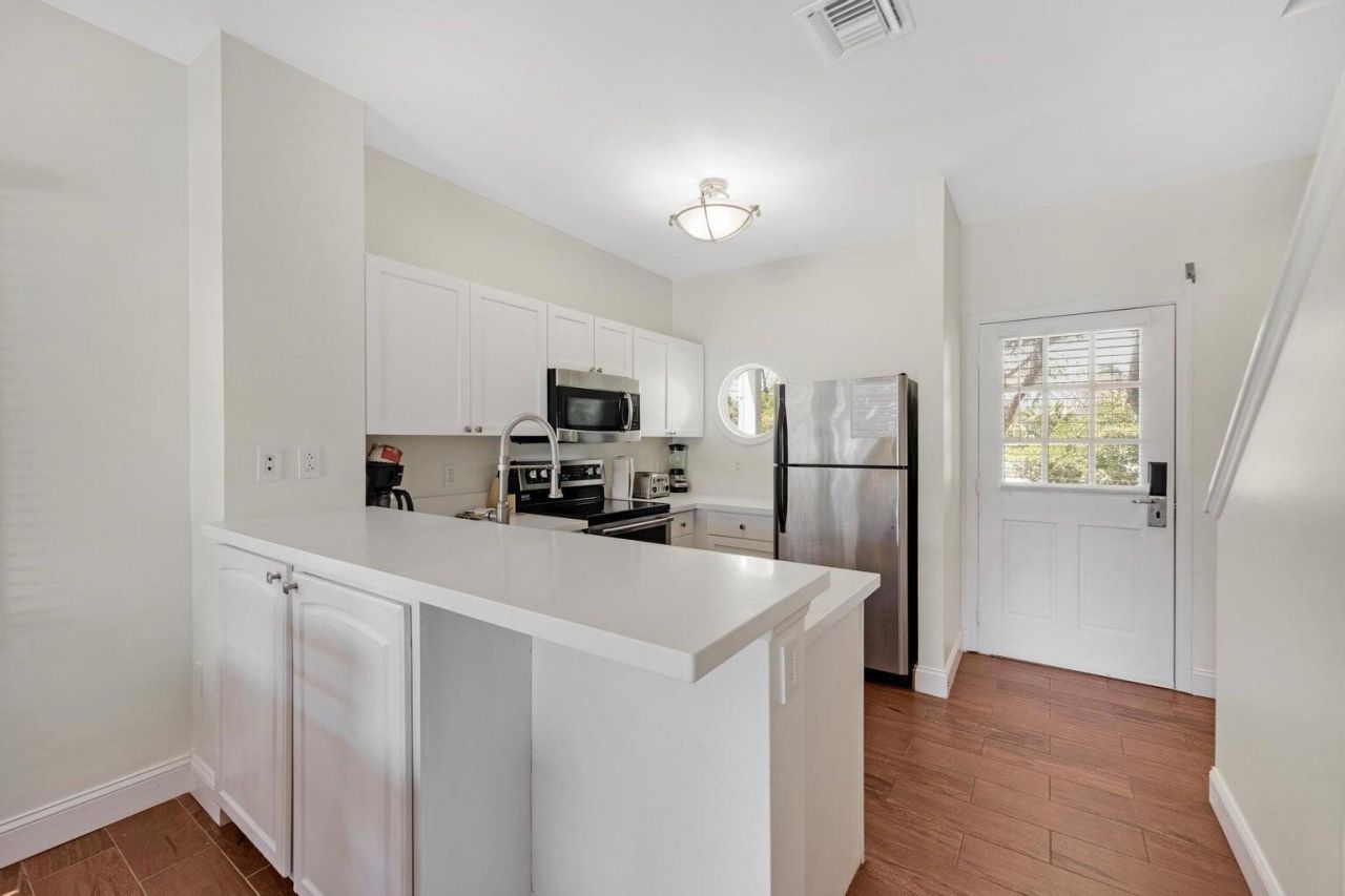 7041 Harbor Village Drive, Duck Key, FL 33050 Photo