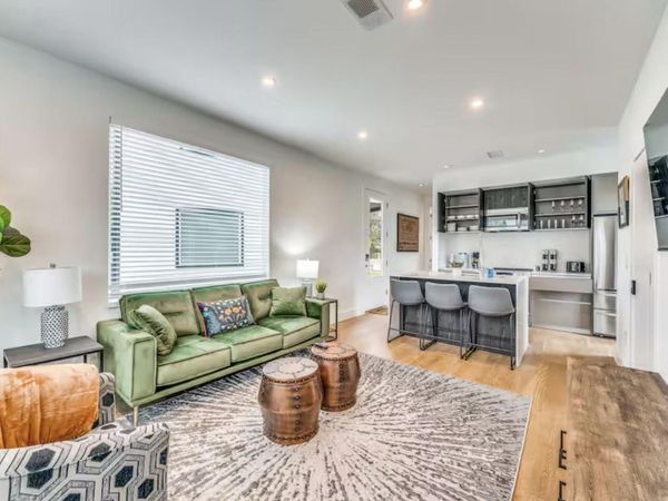 2406 W 10th ST, Unit B, Austin, TX 78703