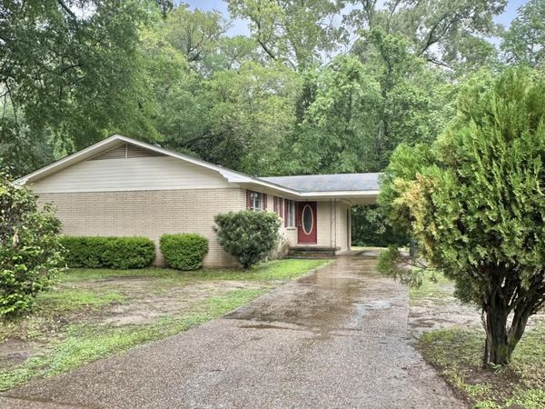 9 Woodside Court, Natchez, MS 39120