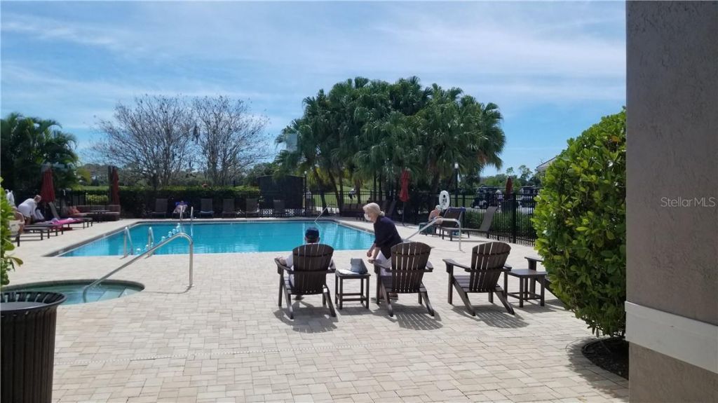 8951 Veranda Way, Unit 625, Sarasota, FL 34238 Photo