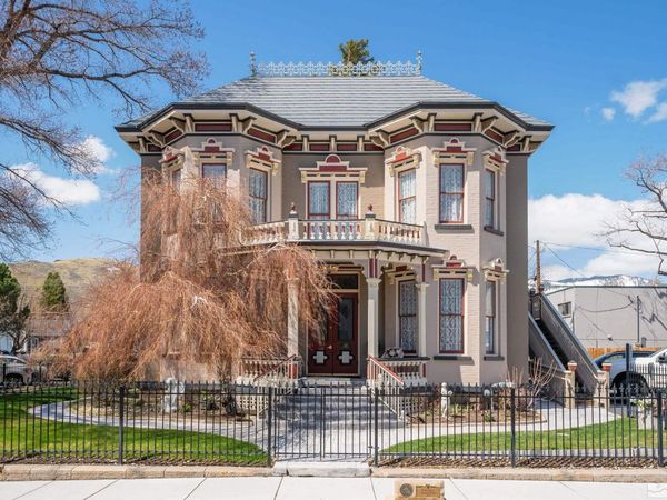 102 N Curry Street, Carson City, NV 89703