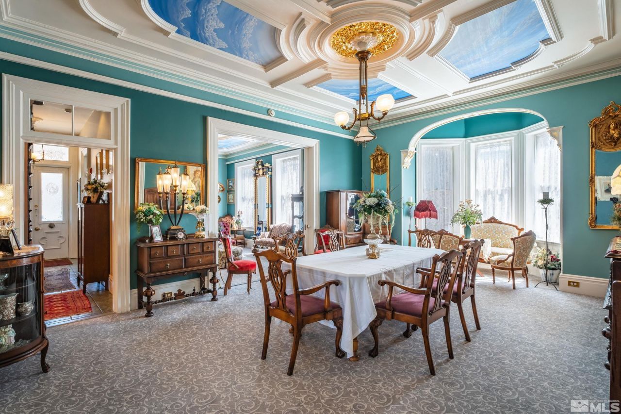 102 N Curry Street, Carson City, NV 89703 Photo