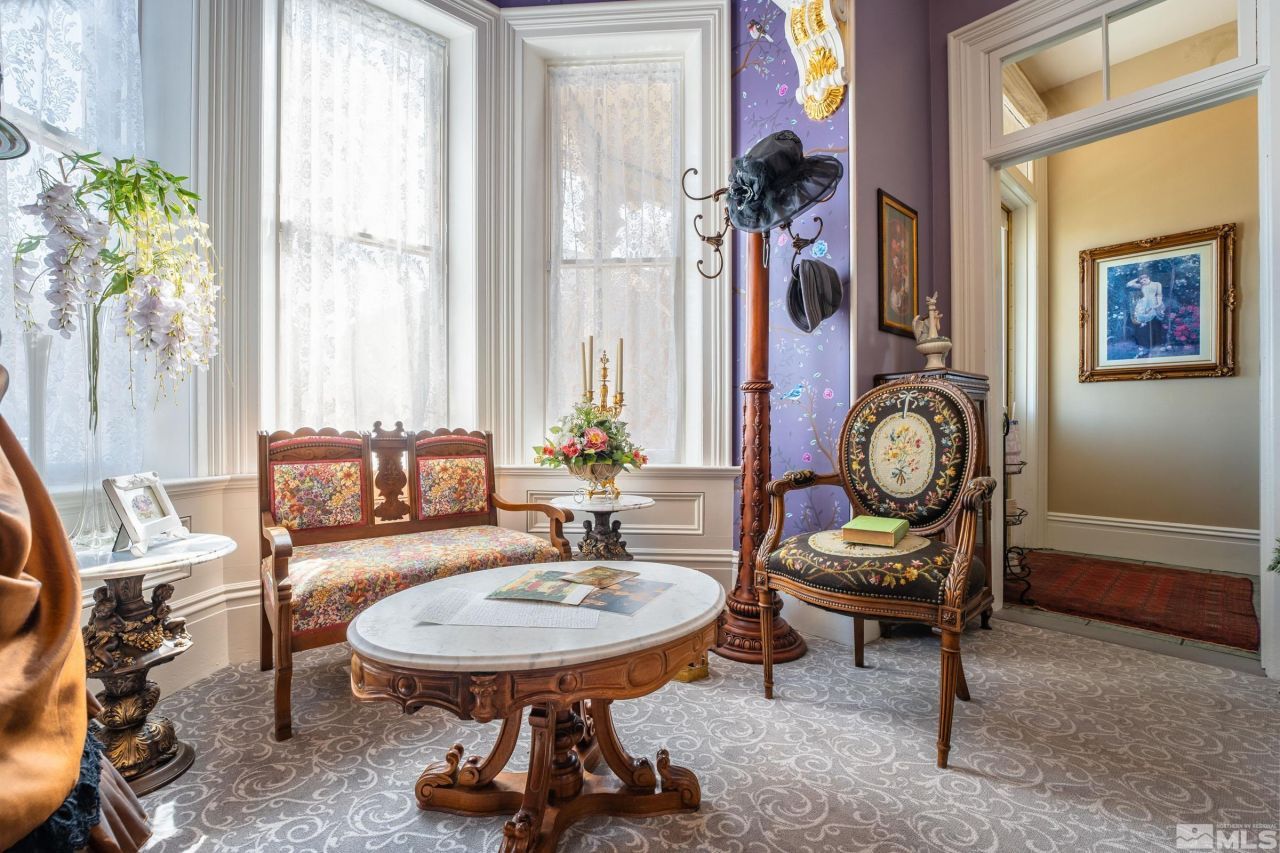 102 N Curry Street, Carson City, NV 89703 Photo