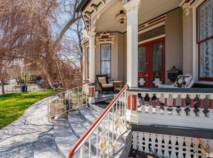 102 N Curry Street, Carson City, NV 89703 Photo