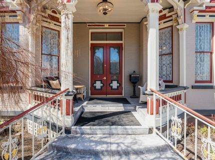 102 N Curry Street, Carson City, NV 89703 Photo