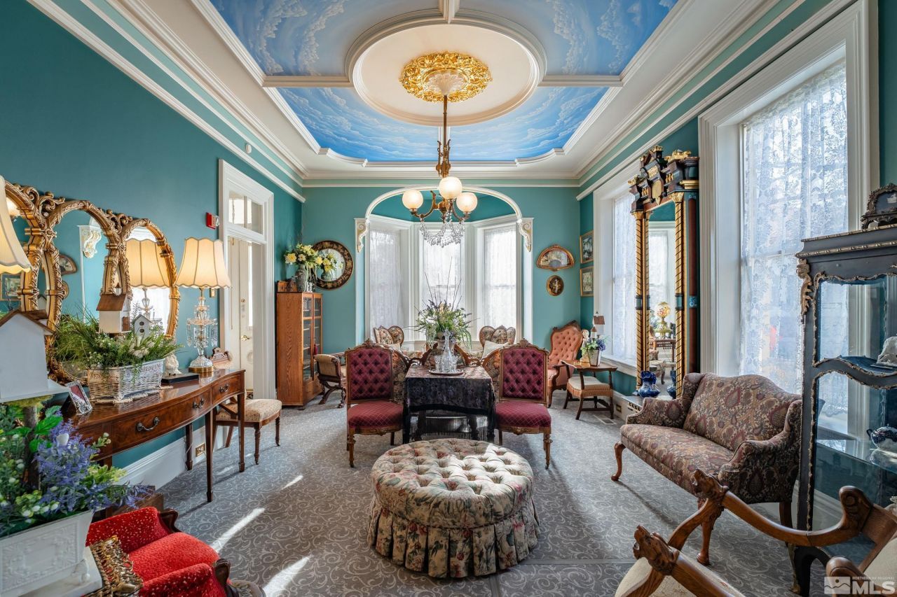 102 N Curry Street, Carson City, NV 89703 Photo