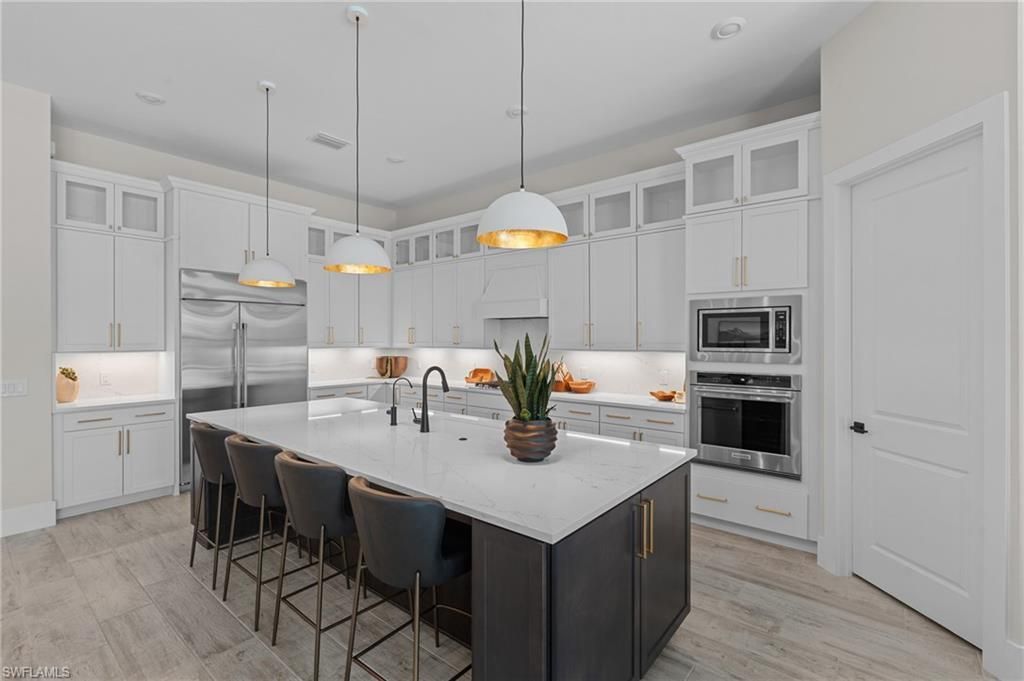 16198 Verilyn Cir, Naples, FL 34110 Photo