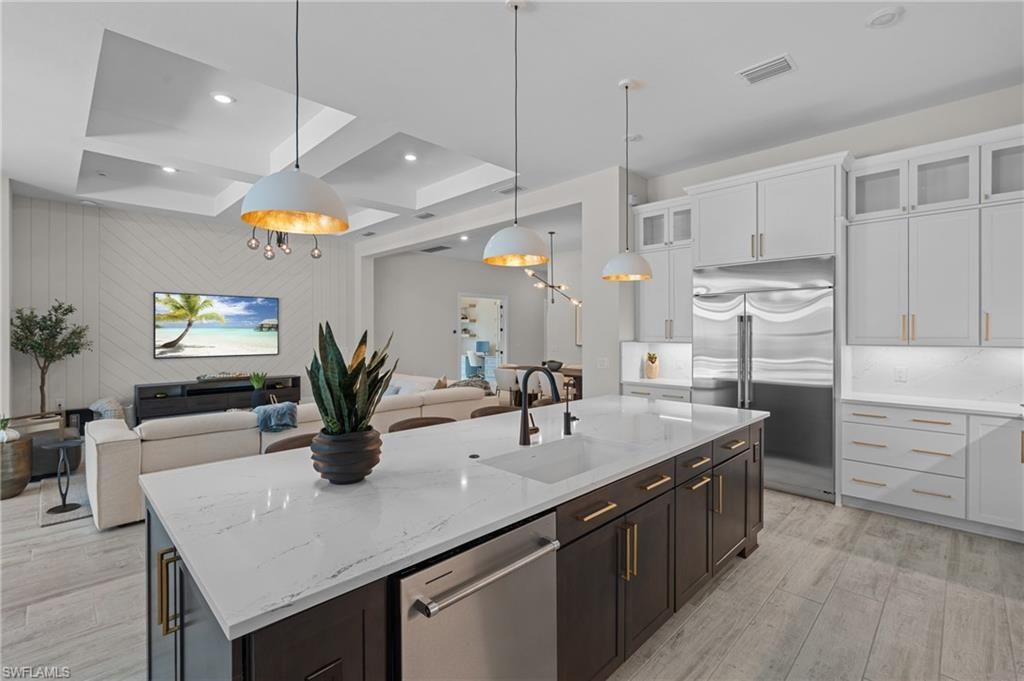 16198 Verilyn Cir, Naples, FL 34110 Photo