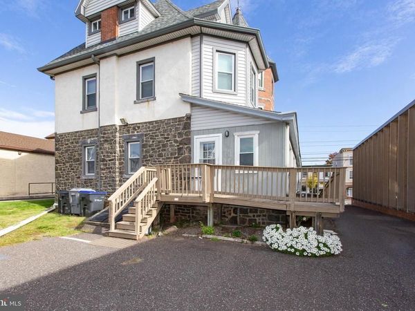 334-1R E MAIN STREET, COLLEGEVILLE, PA 19426