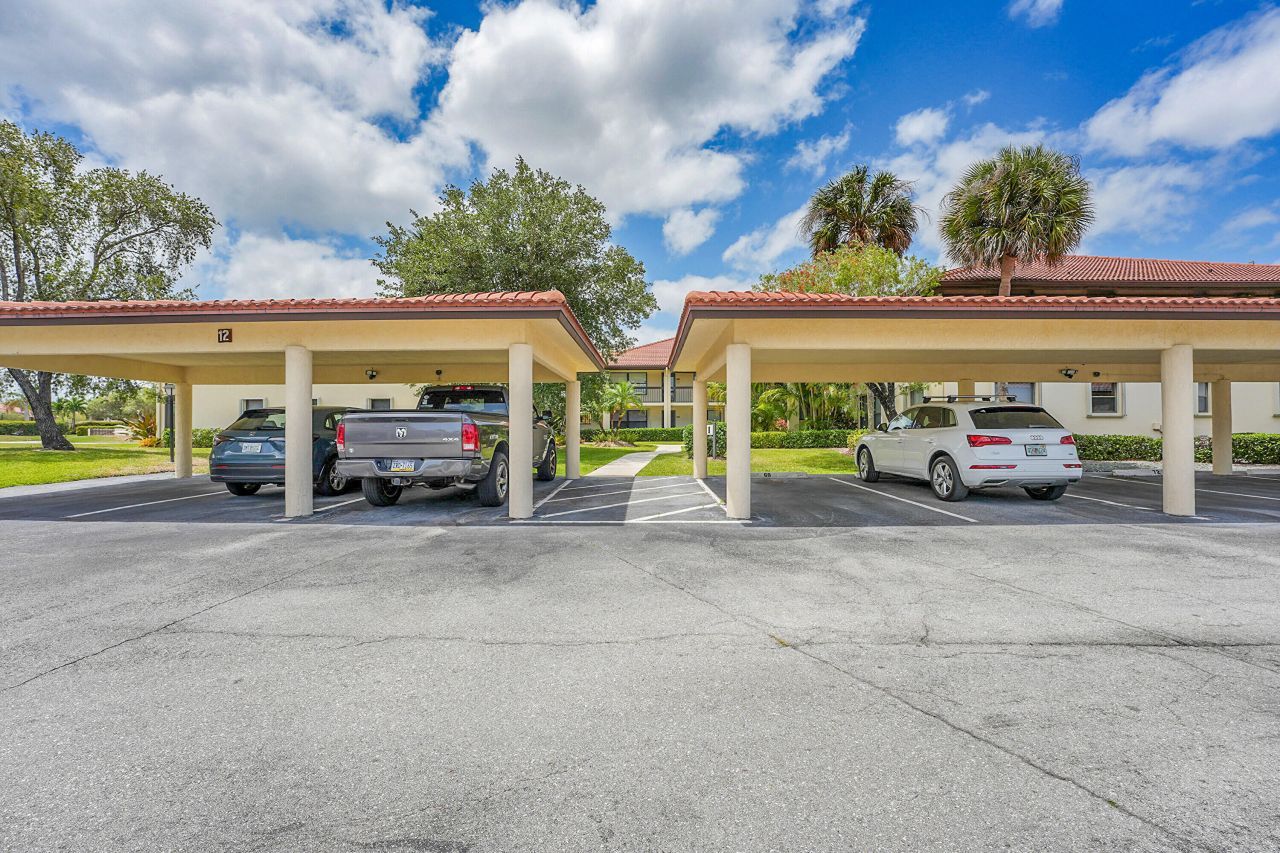 361 SW South River Drive, Unit 103, Stuart, FL 34997 Photo