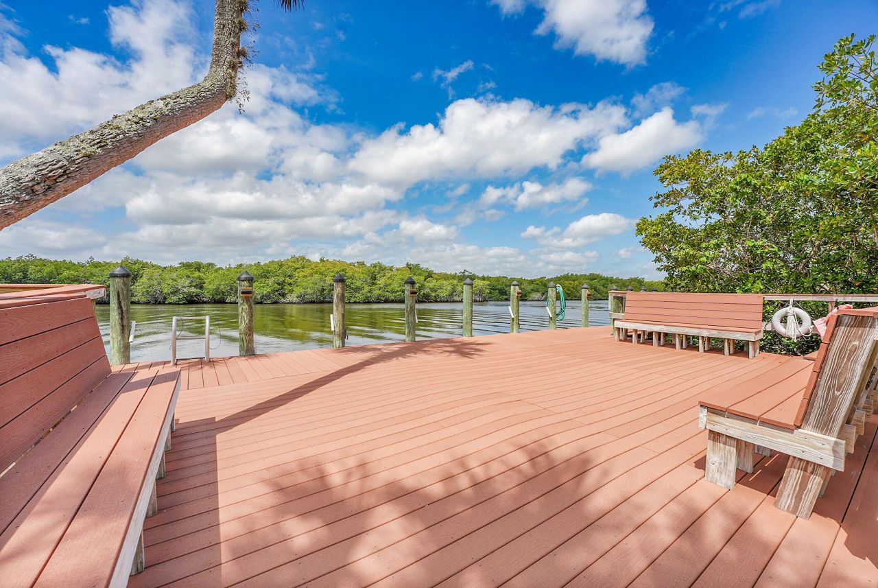 361 SW South River Drive, Unit 103, Stuart, FL 34997 Photo