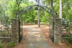 2970 Roseville Road photo 4