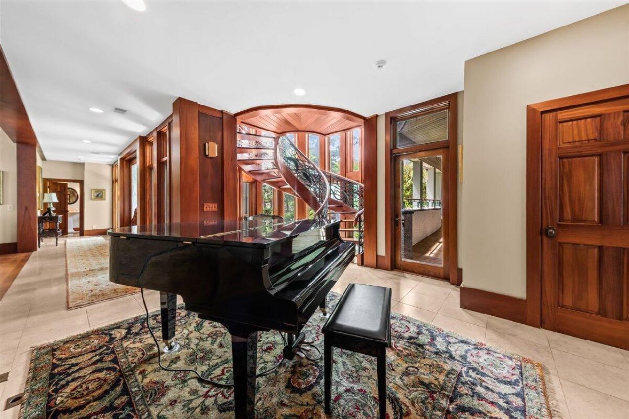 2970 Roseville Road Photo 30