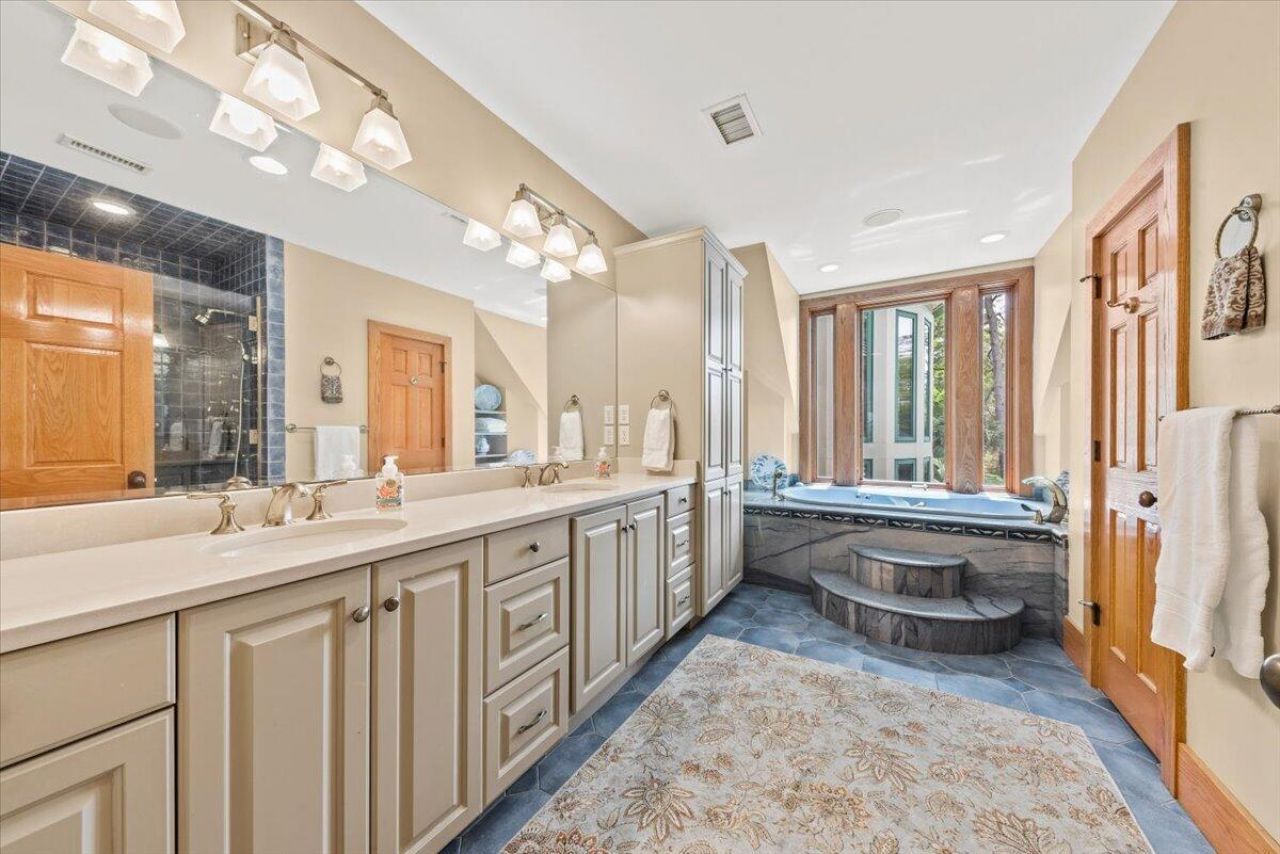 2970 Roseville Road Photo 39