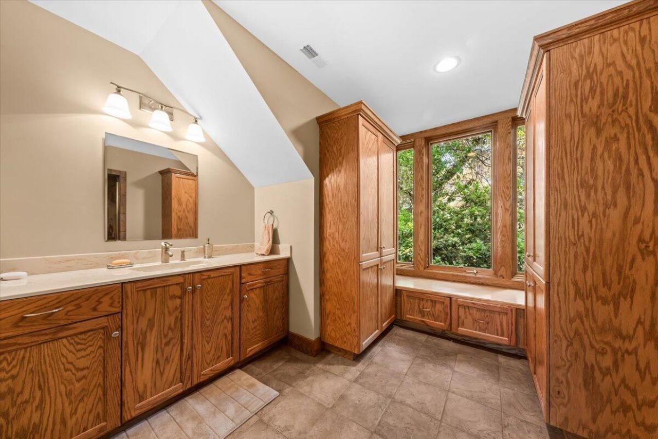 2970 Roseville Road Photo 80