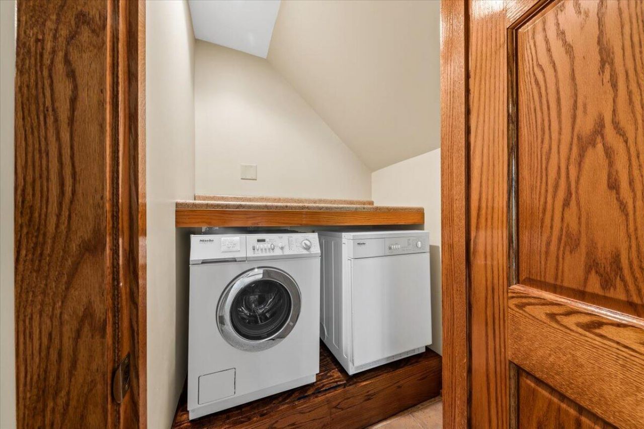 2970 Roseville Road Photo 83