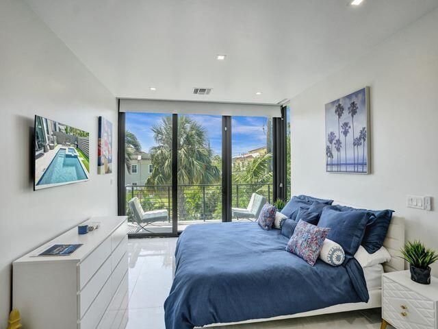 2514 NE 21st Street, Unit A, Fort Lauderdale, FL 33305 Photo