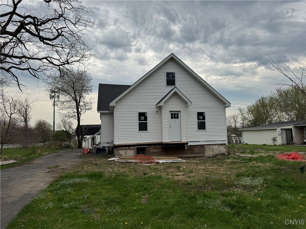 362 Long Branch Road, Syracuse, NY 13209 Main Photo