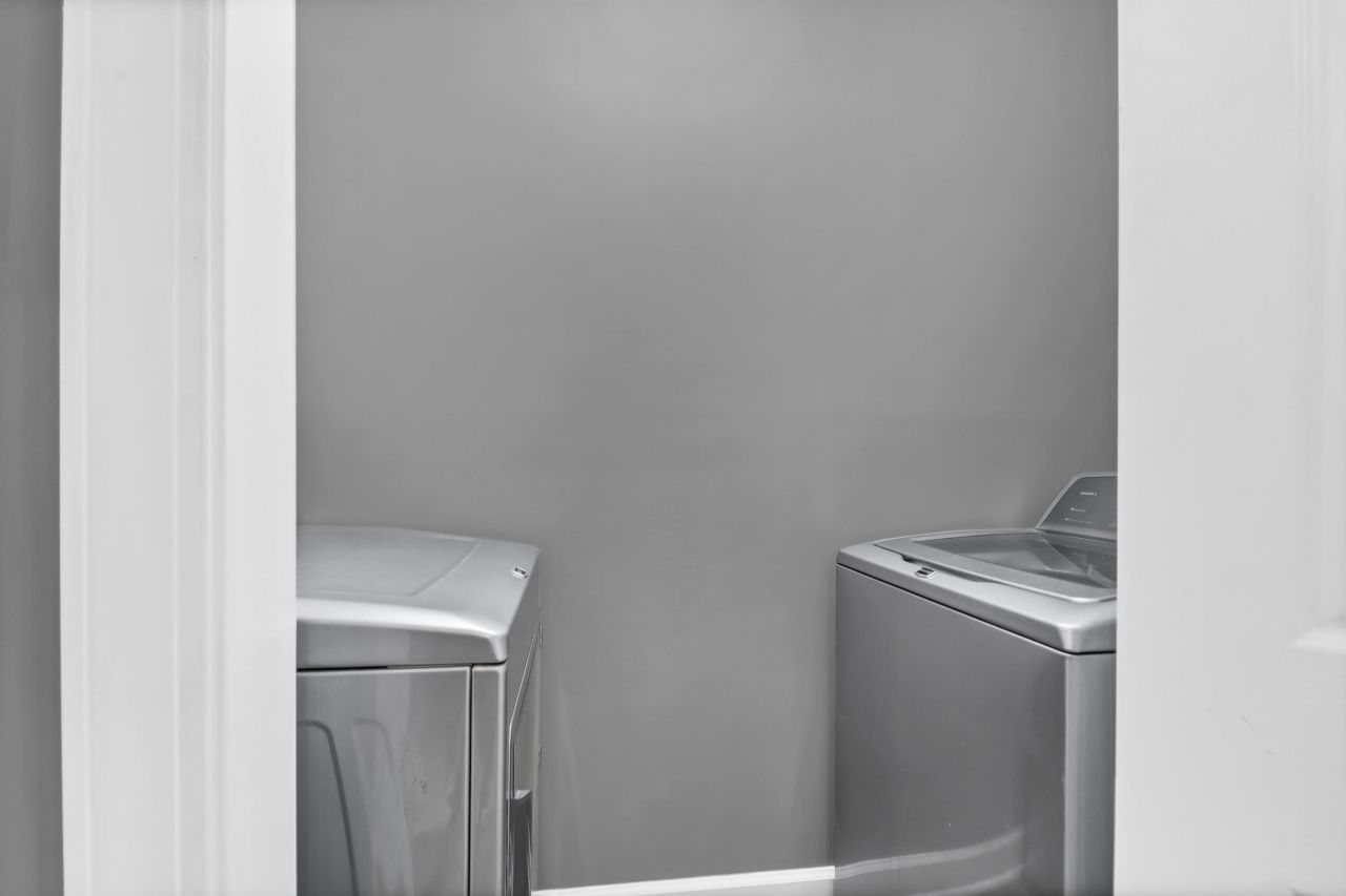 7911 Windfern Court Photo 16