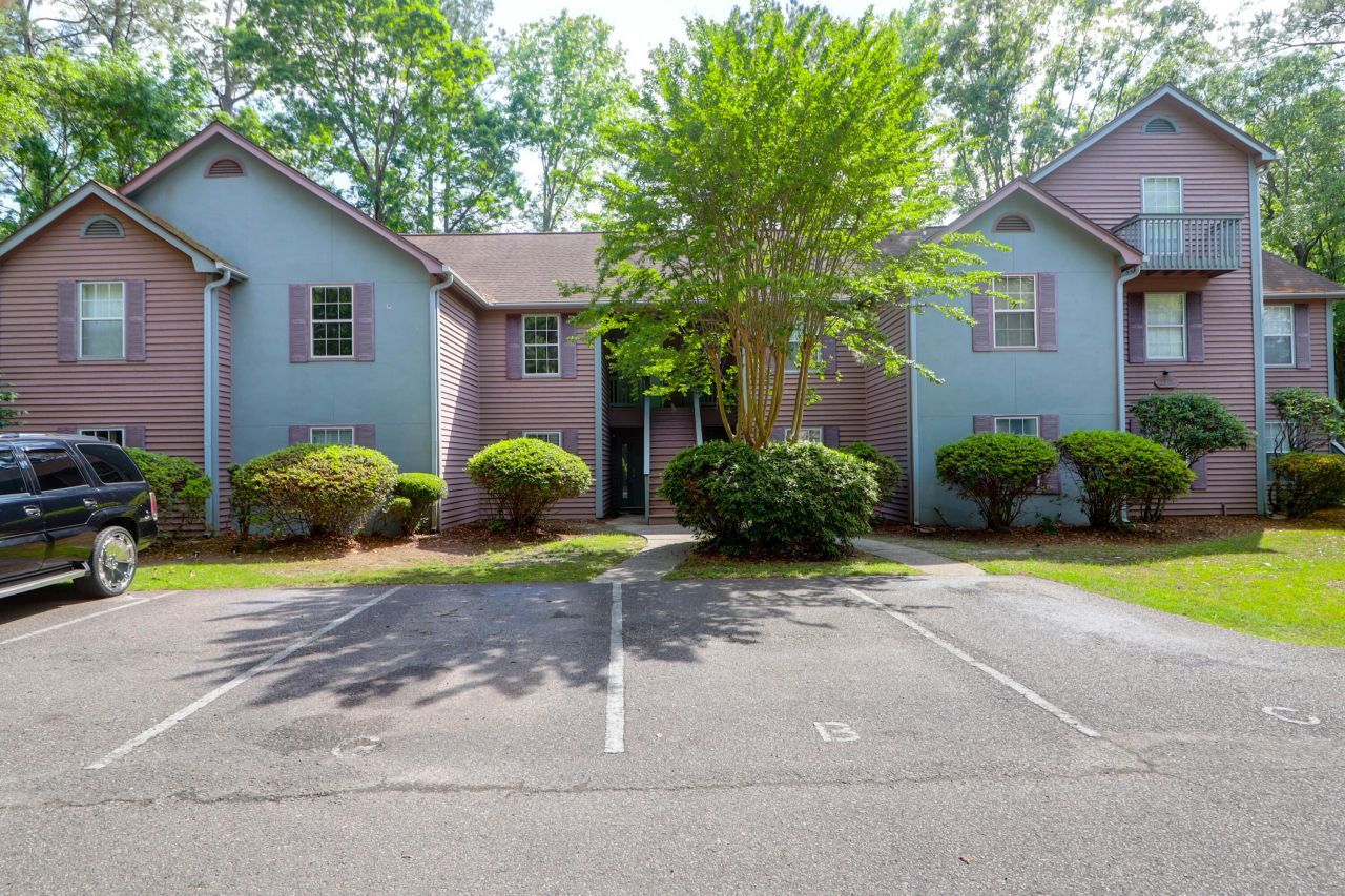 7911 Windfern Court Photo 24