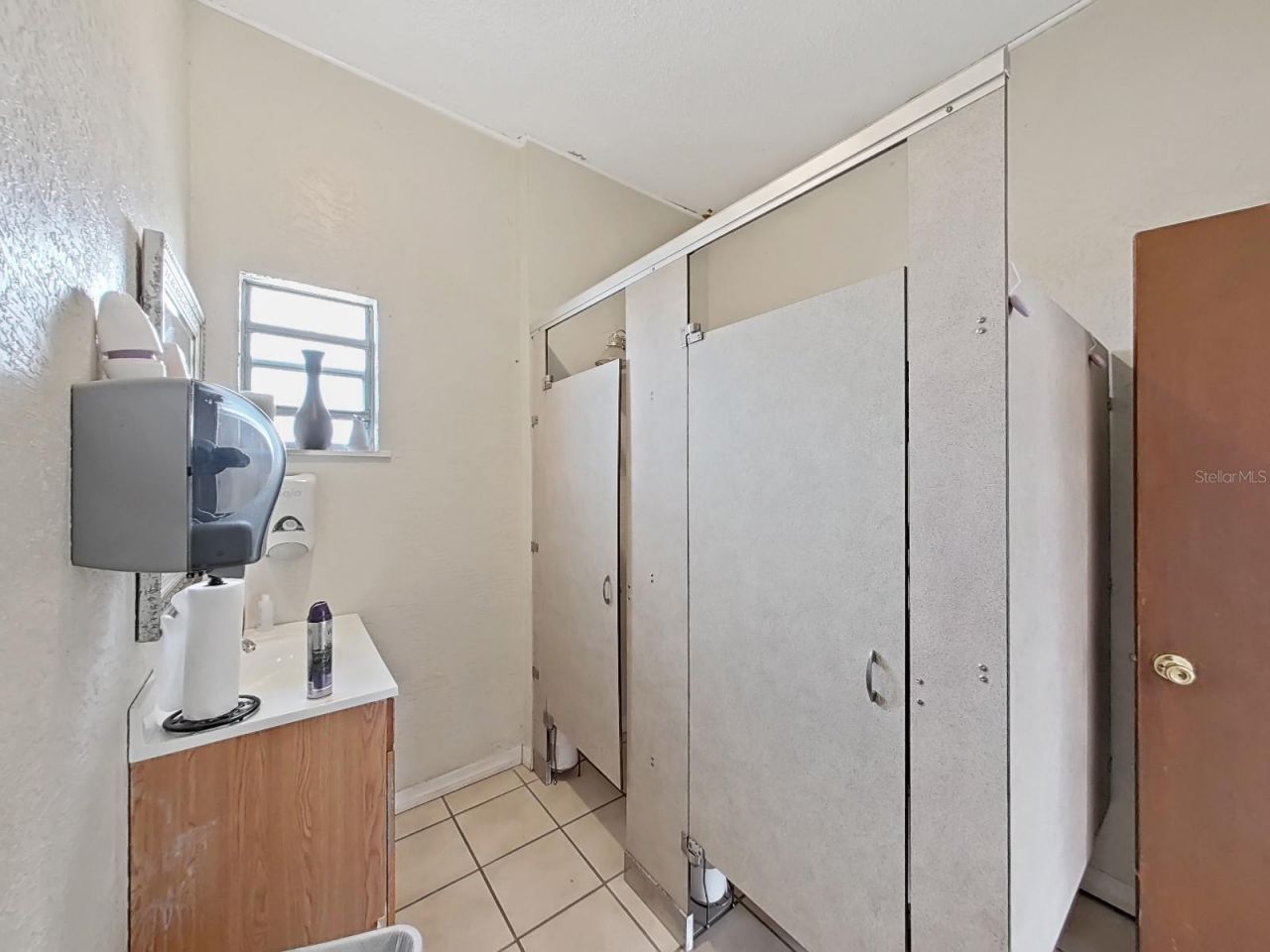 3201 E Genesee Street, Tampa, FL 33610 Photo