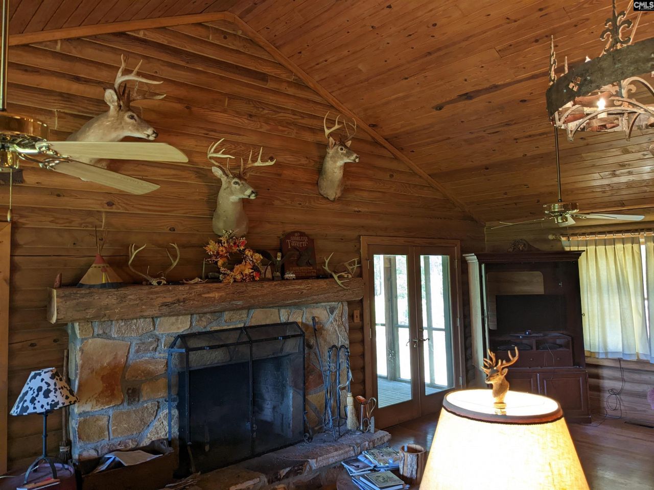 Old Hillcrest School Road Photo 48