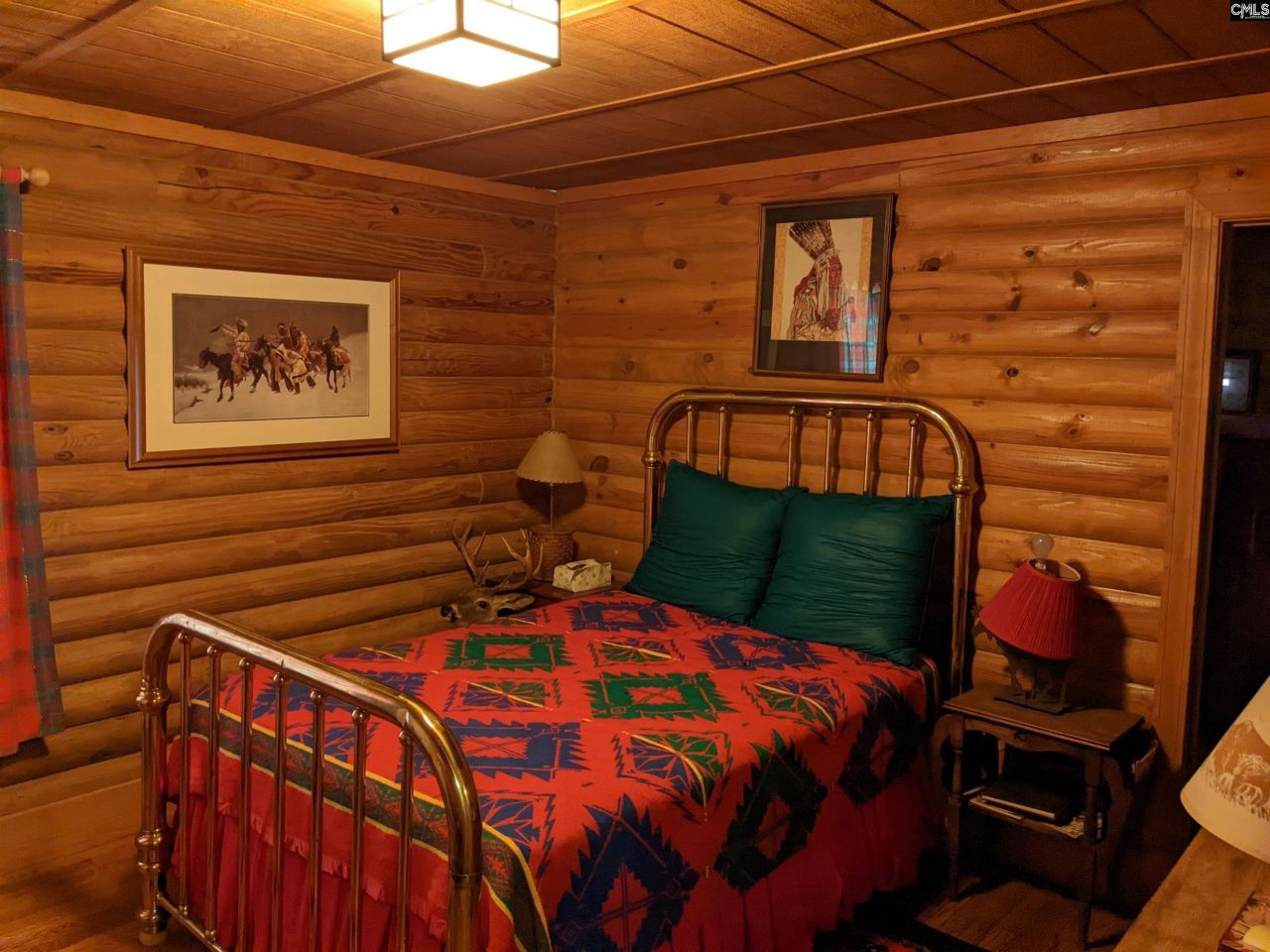 Old Hillcrest School Road Photo 57