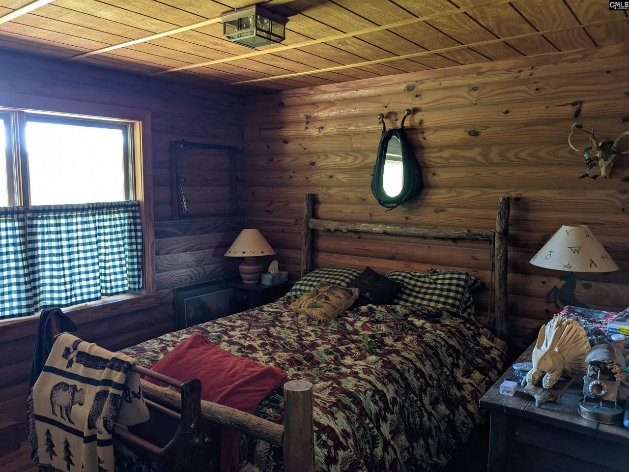 Old Hillcrest School Road Photo 59