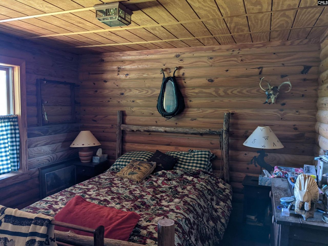 Old Hillcrest School Road Photo 61