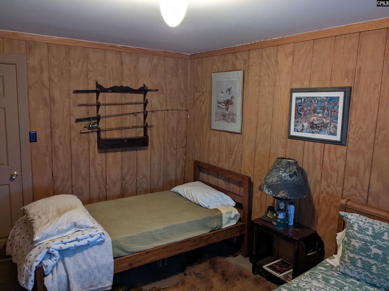 Old Hillcrest School Road Photo 72