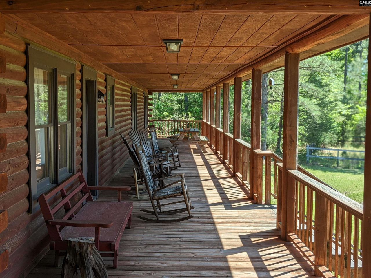 Old Hillcrest School Road Photo 84