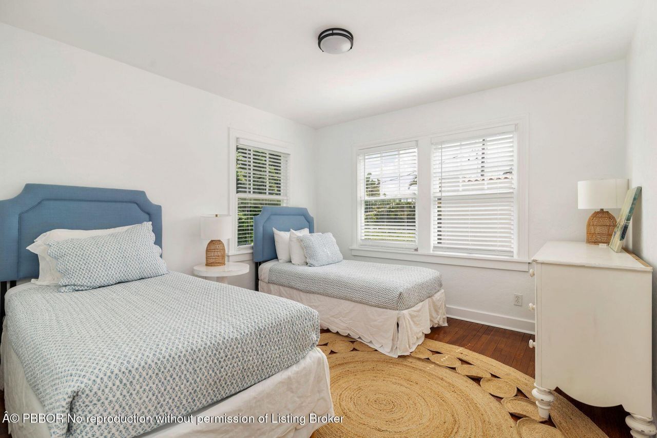 3020 Vincent Road, West Palm Beach, FL 33405 Photo