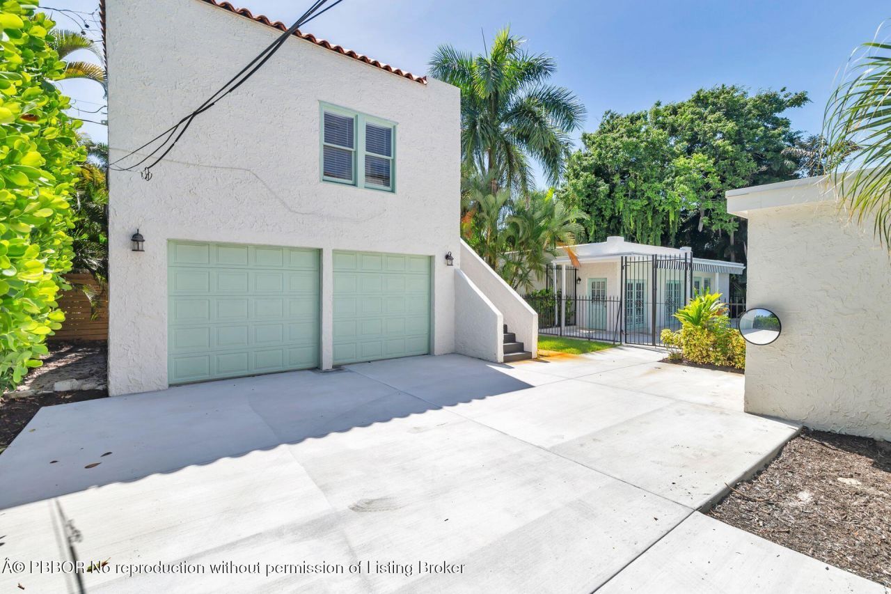 3020 Vincent Road, West Palm Beach, FL 33405 Photo