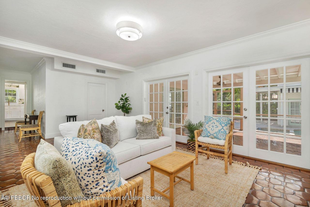 3020 Vincent Road, West Palm Beach, FL 33405 Photo