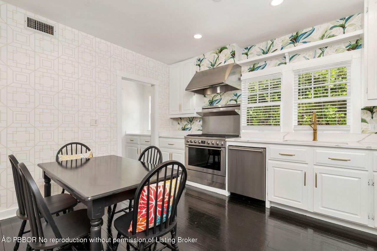 3020 Vincent Road, West Palm Beach, FL 33405 Photo