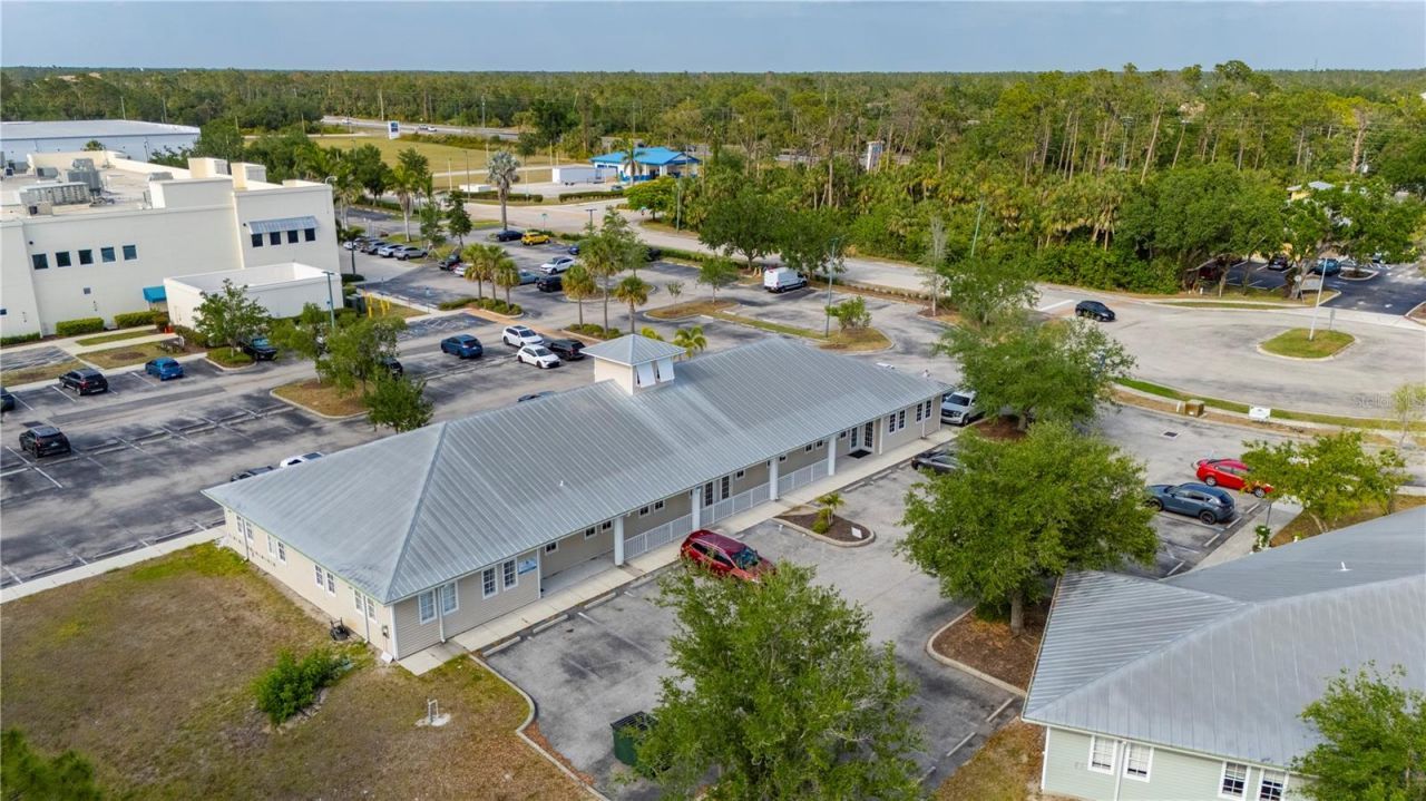 2525 Bobcat Village Center Road, North Port, FL 34288 Photo