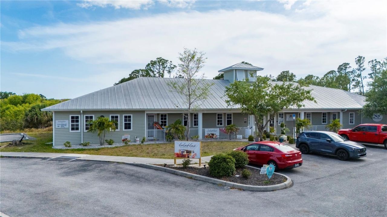 2525 Bobcat Village Center Road, North Port, FL 34288 Photo