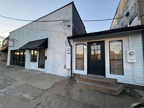 618 W GRAND Avenue, Hot Springs, AR 71901