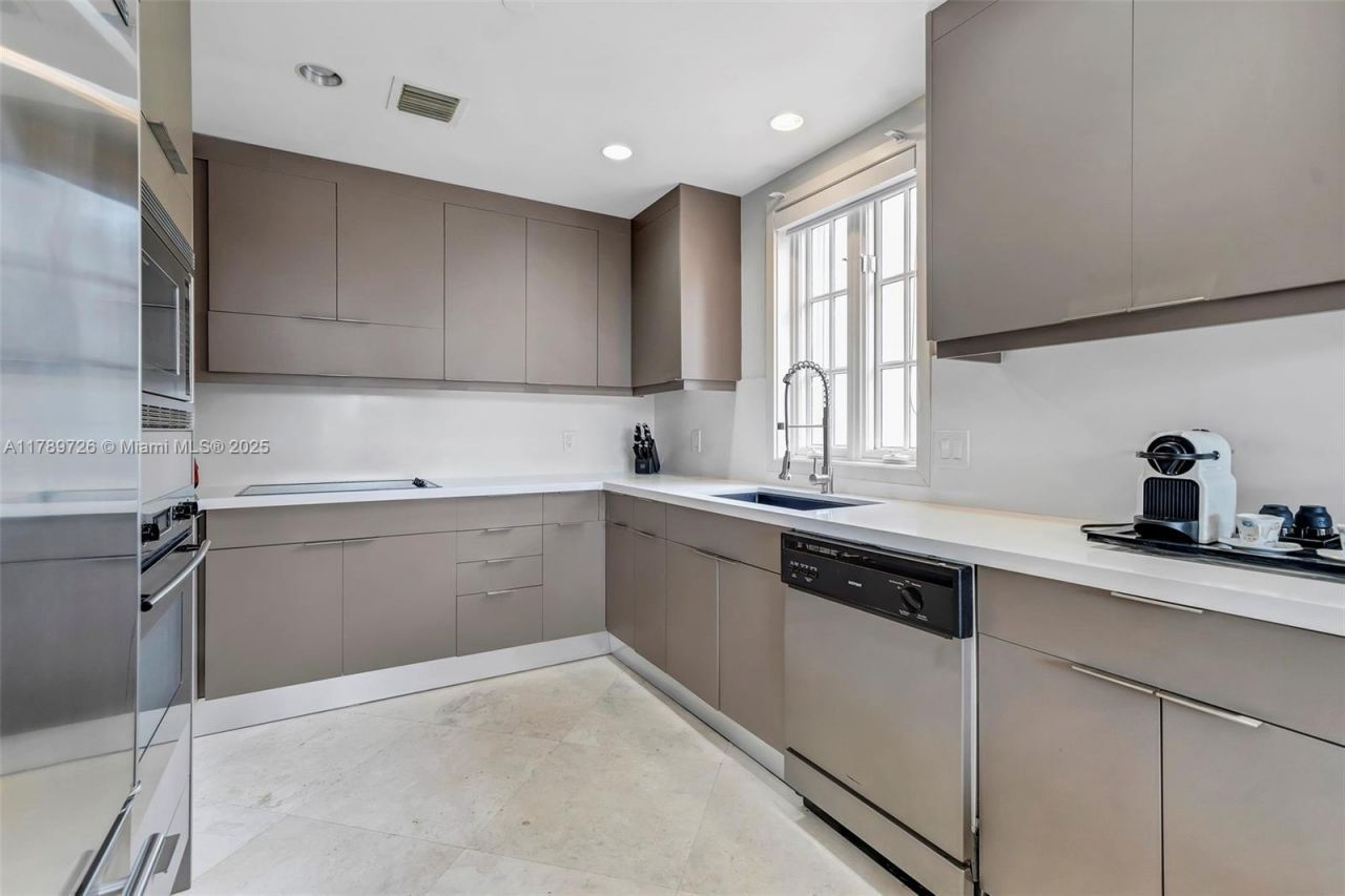 19227 Fisher Island Dr, Unit 19227, Miami Beach, FL 33109 Photo