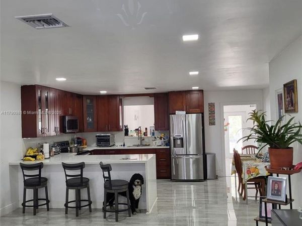 1650 NE 147th St, Miami, FL 33181