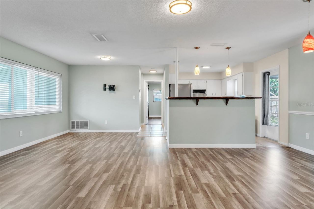 2705 20th Avenue Drive W, Bradenton, FL 34205 Photo