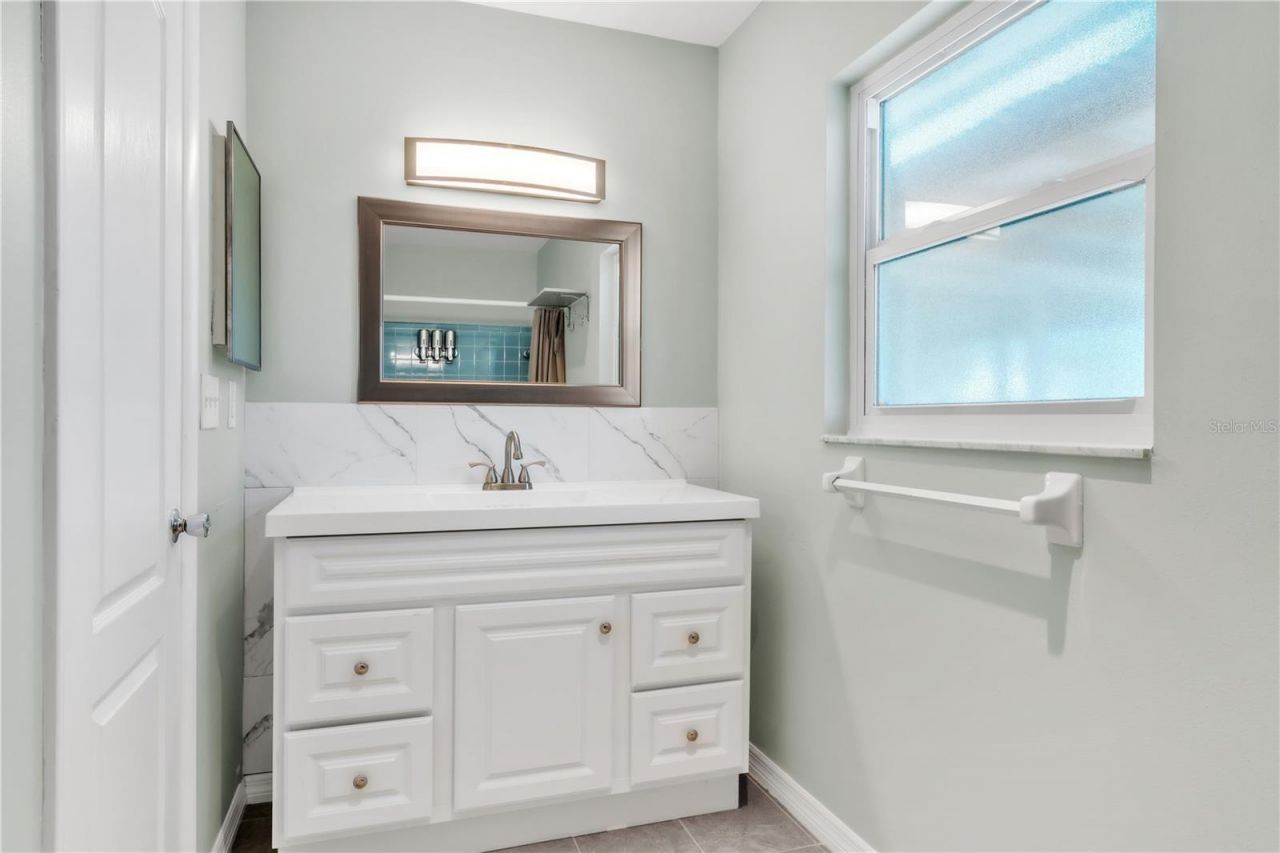 2705 20th Avenue Drive W, Bradenton, FL 34205 Photo