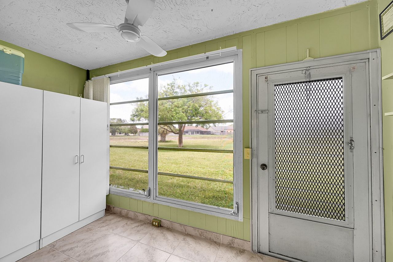 9621 Sunrise Lakes Boulevard, Unit 104, Sunrise, FL 33322 Photo