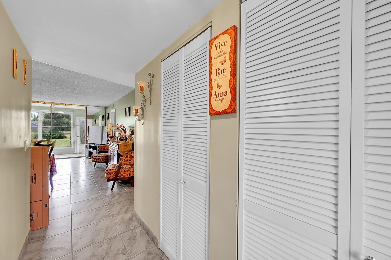 9621 Sunrise Lakes Boulevard, Unit 104, Sunrise, FL 33322 Photo