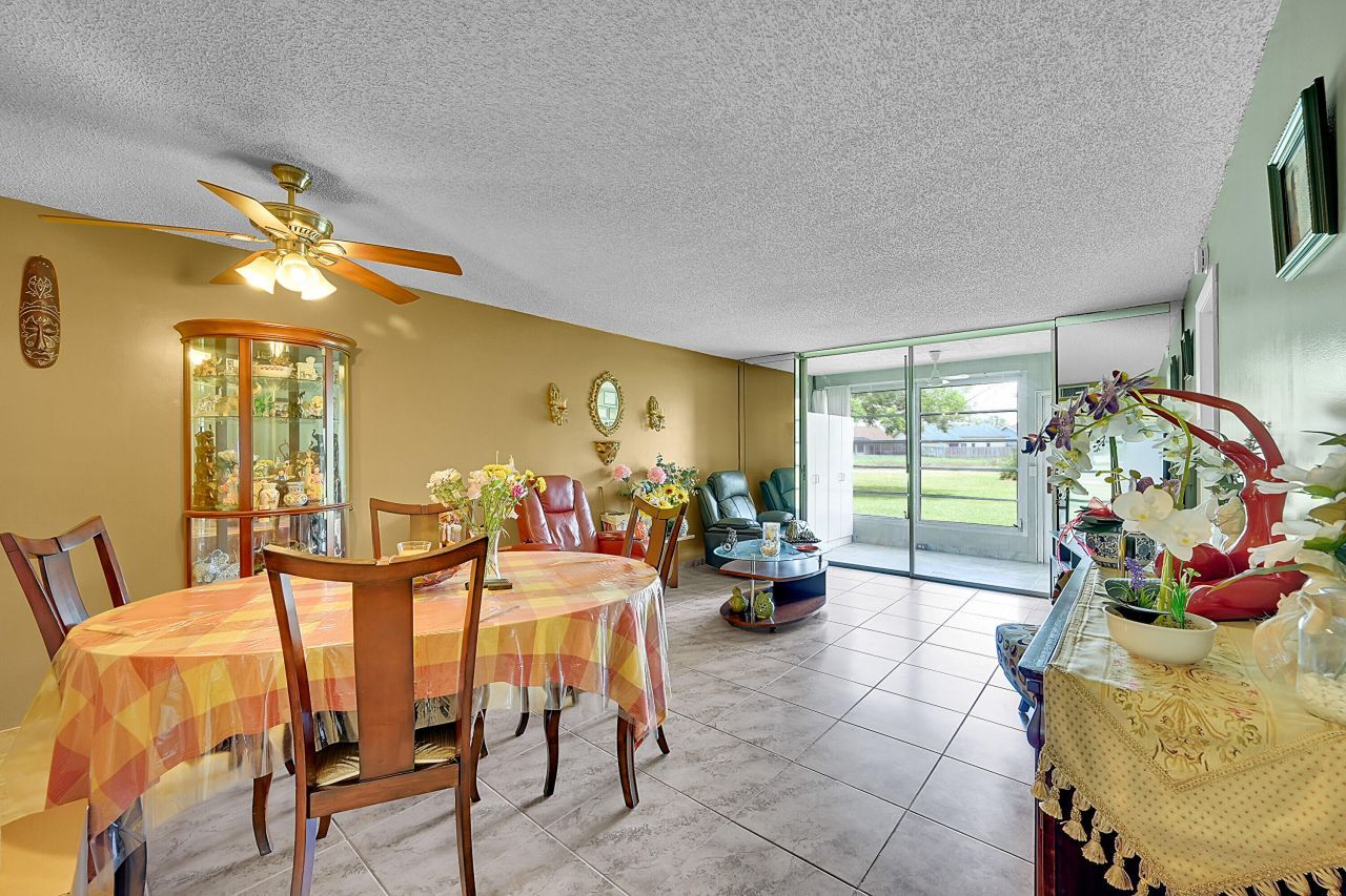 9621 Sunrise Lakes Boulevard, Unit 104, Sunrise, FL 33322 Photo