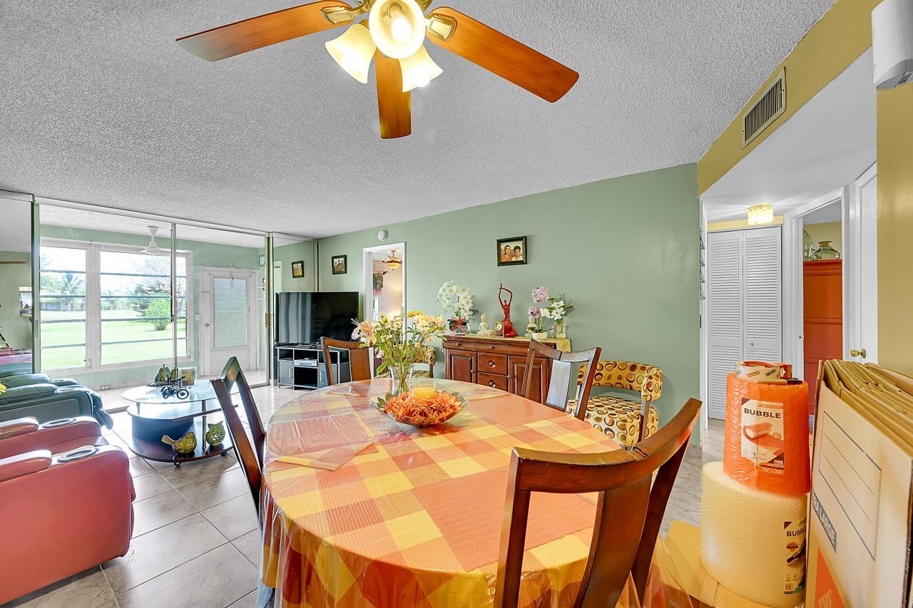 9621 Sunrise Lakes Boulevard, Unit 104, Sunrise, FL 33322 Photo