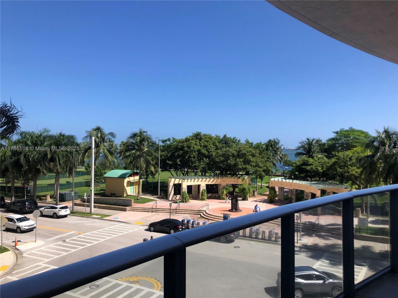 488 NE 18th St, Unit 215, Miami, FL 33132 Photo