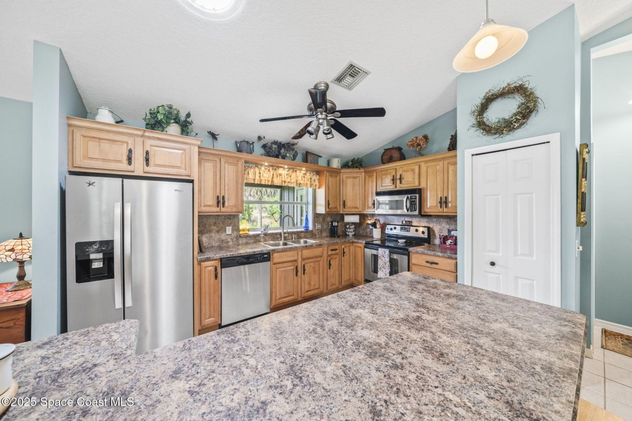 101 Joy Haven Drive, Sebastian, FL 32958 Photo