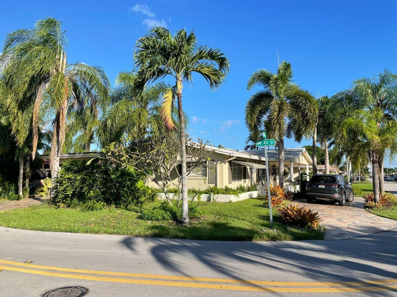 4401 NW 43 Avenue, Tamarac, FL 33319 Photo