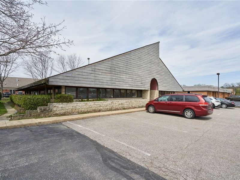 70 N Miller Road, Unit 2, Fairlawn, OH 44333 Photo 5